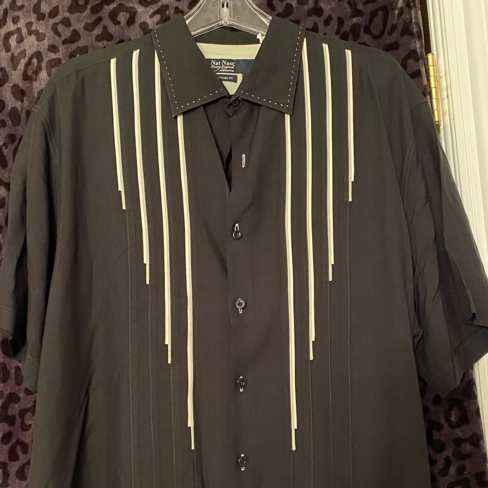 Short sleeved men’s shirt - dry clean only